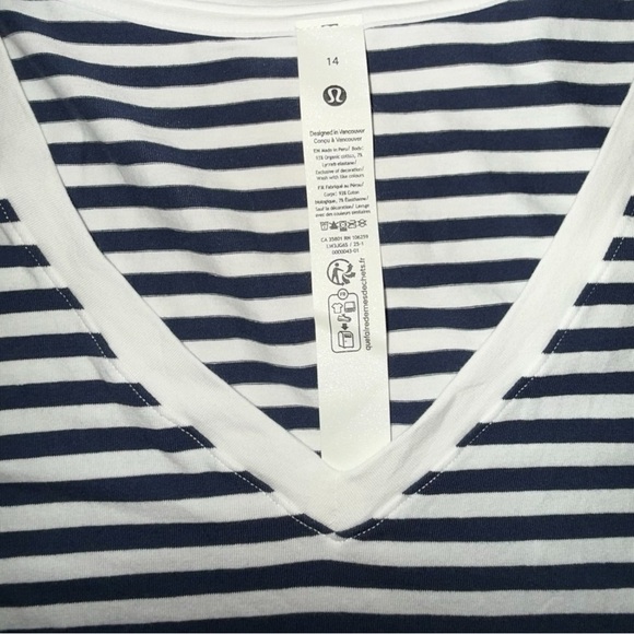 LULULEMON Love V-Neck - 14 Narrow Bold Stripe Club Blue/White - Picture 6 of 12